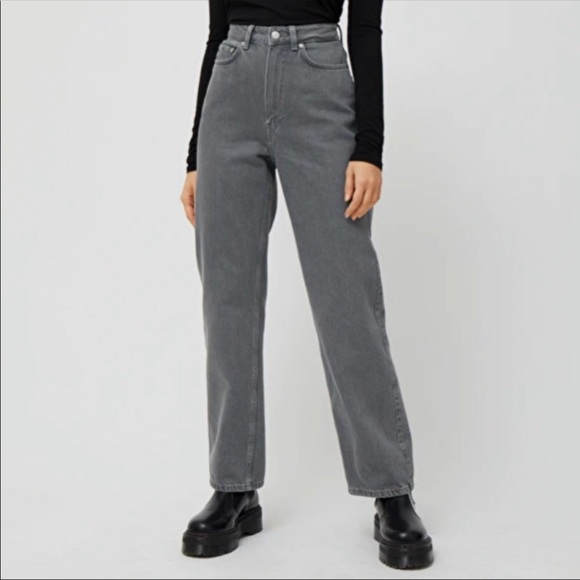 [SOLD] NWT WEEKDAY - Rowe Extra High Straight Jeans - Picture 4 of 10